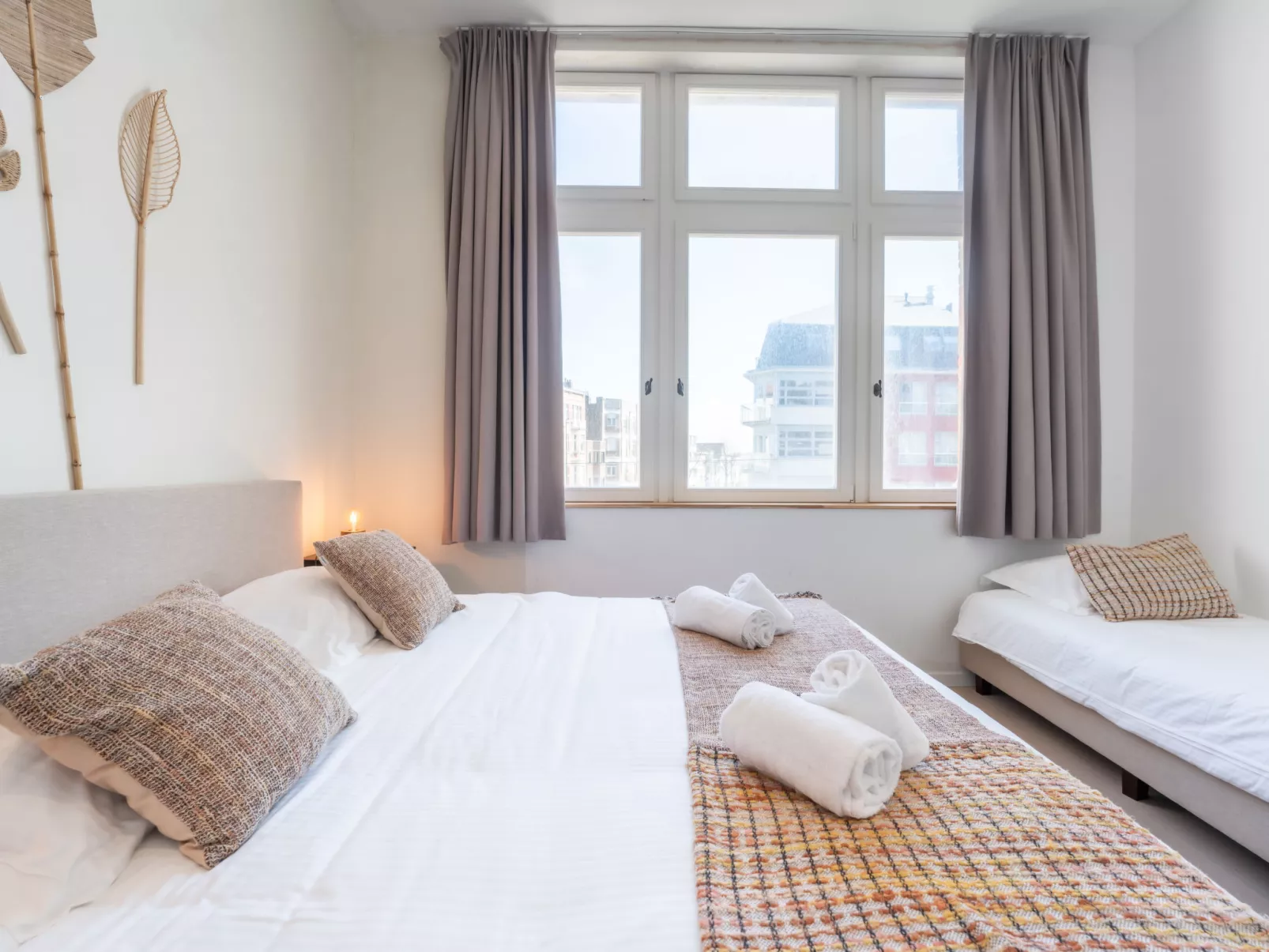 Historical and spacious "La Tourelle II"-Inside