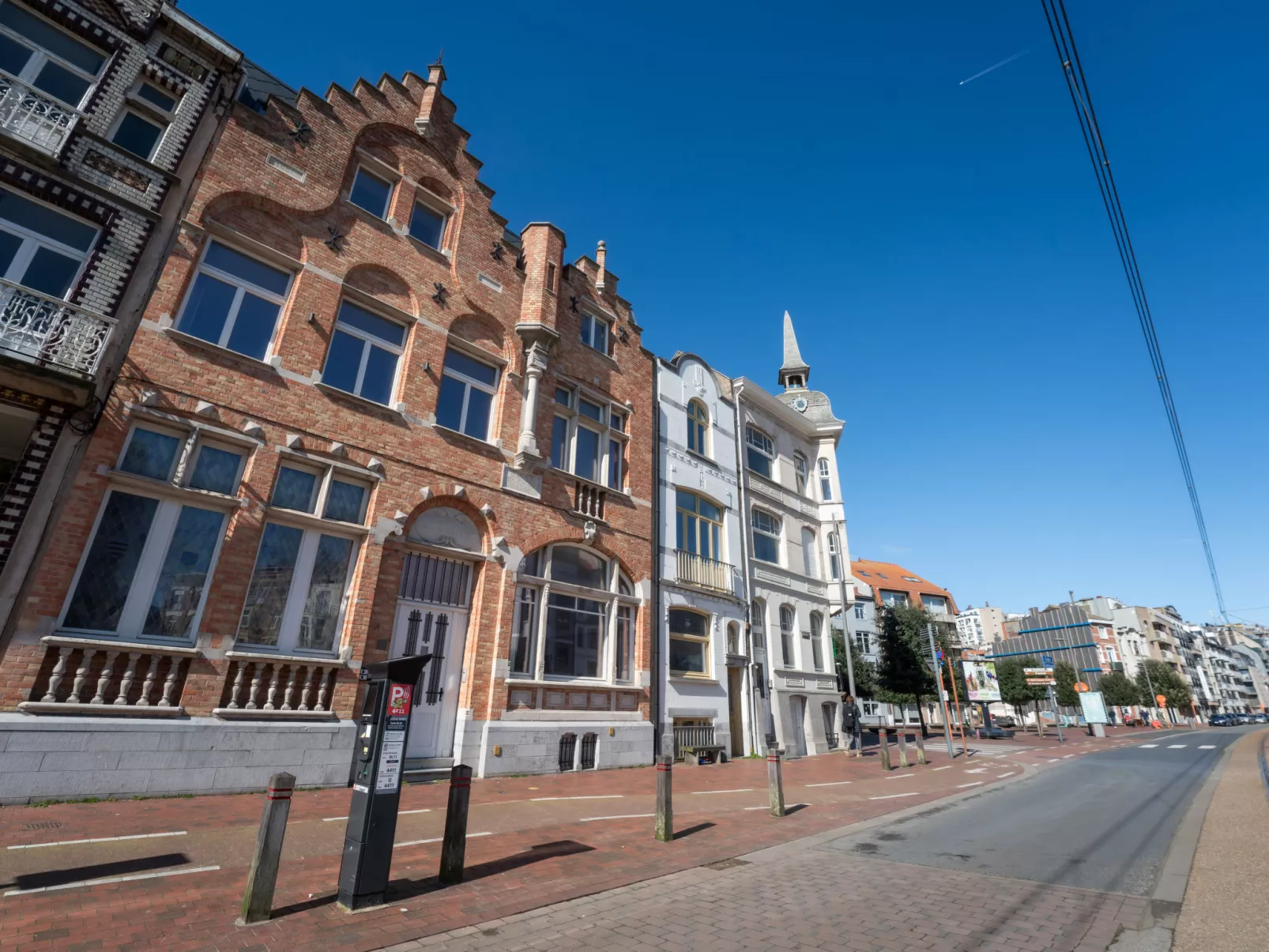 Historical and spacious "La Tourelle I"-Dehors