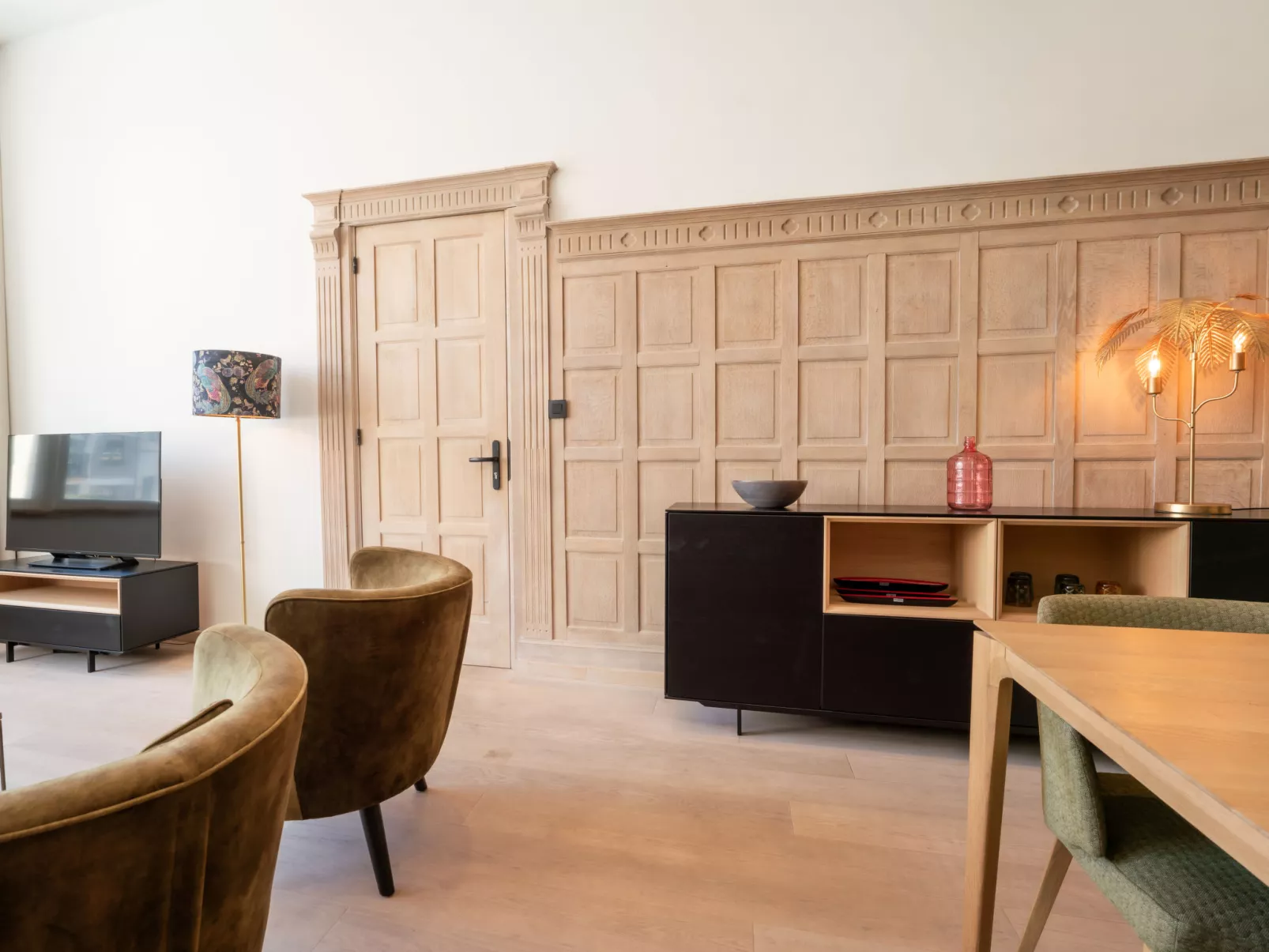 Historical and spacious "La Tourelle I"