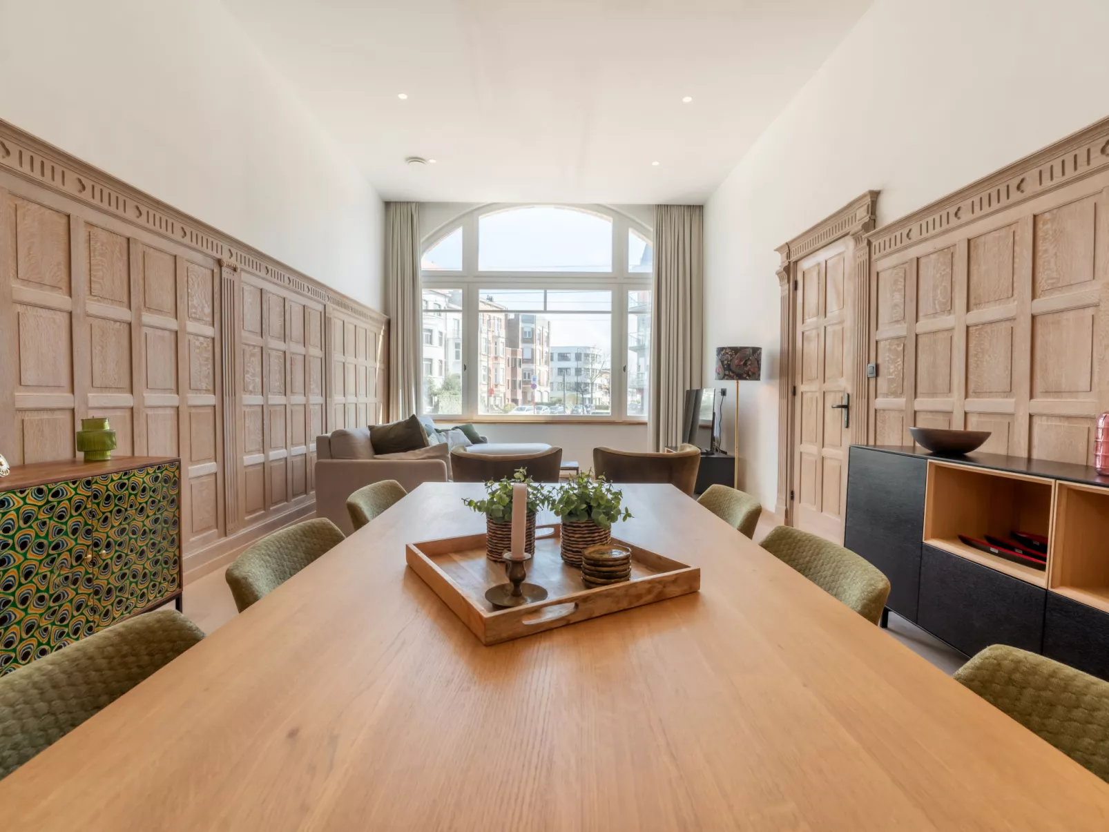 Historical and spacious "La Tourelle I"-Dedans