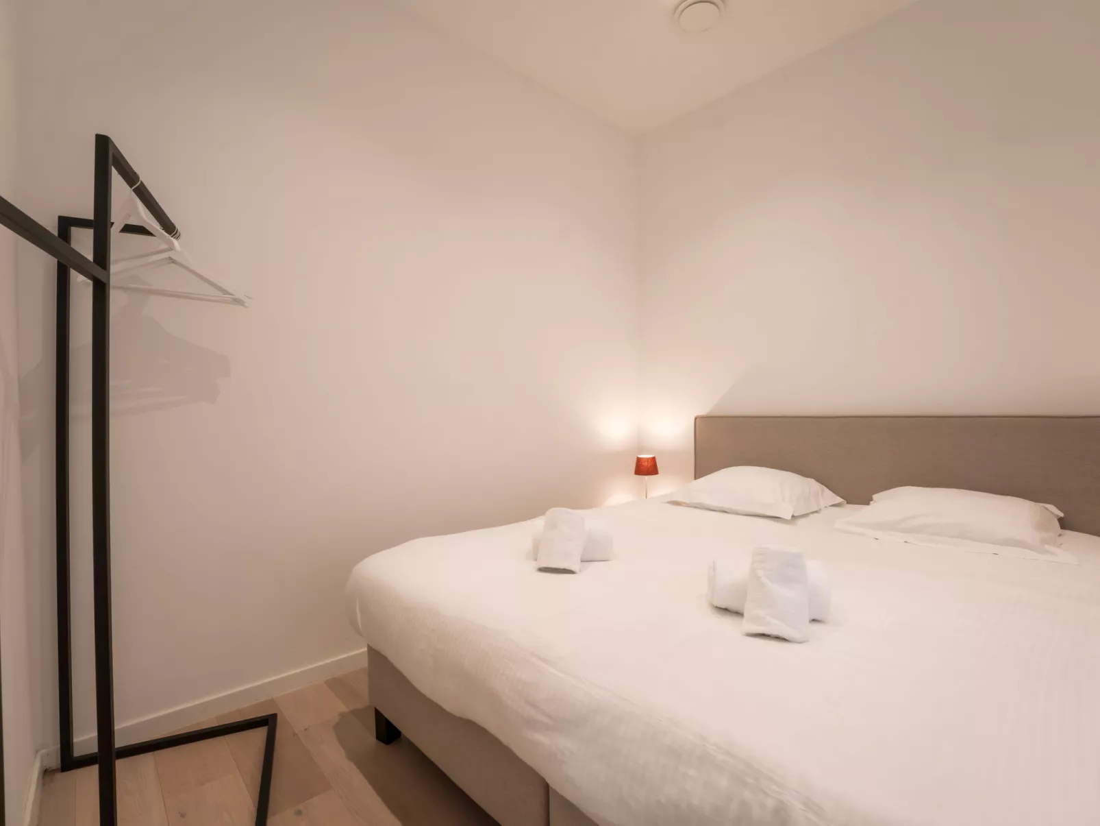 Historical and spacious "La Tourelle I"-Dedans