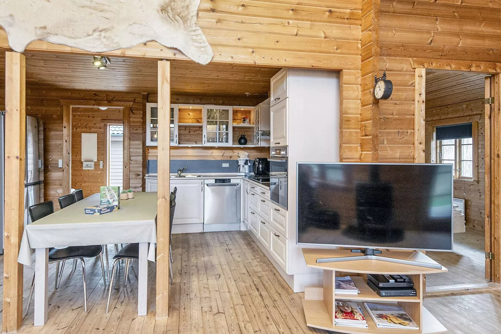 8 person holiday home in Ringkøbing-Indoor