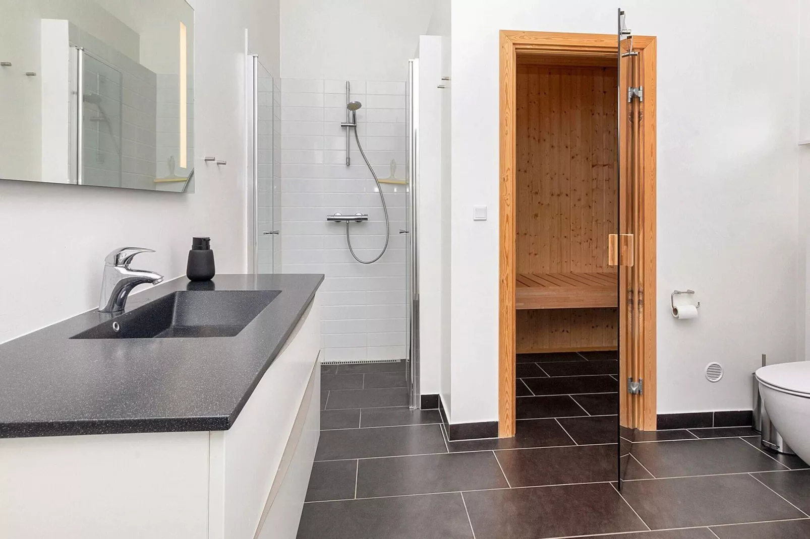 Modern Cottage with Spa - By Traum Ferienwohnungen-Indoor