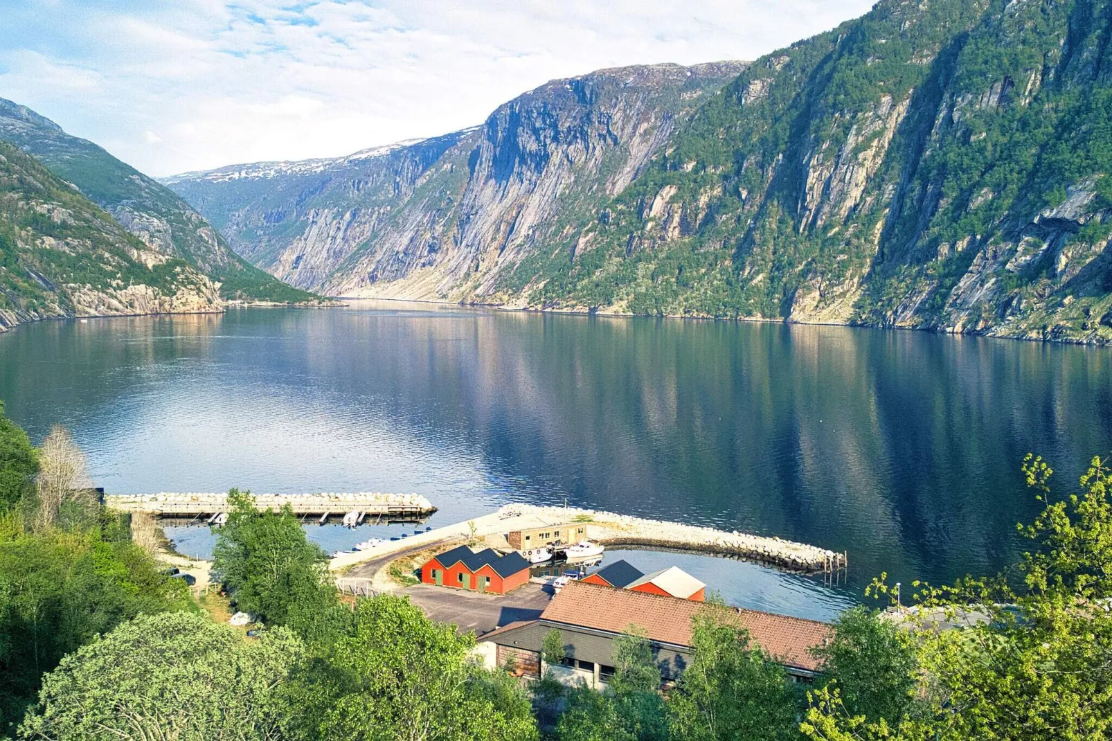 19 person holiday home in Jøsenfjorden-By Traum-Water view