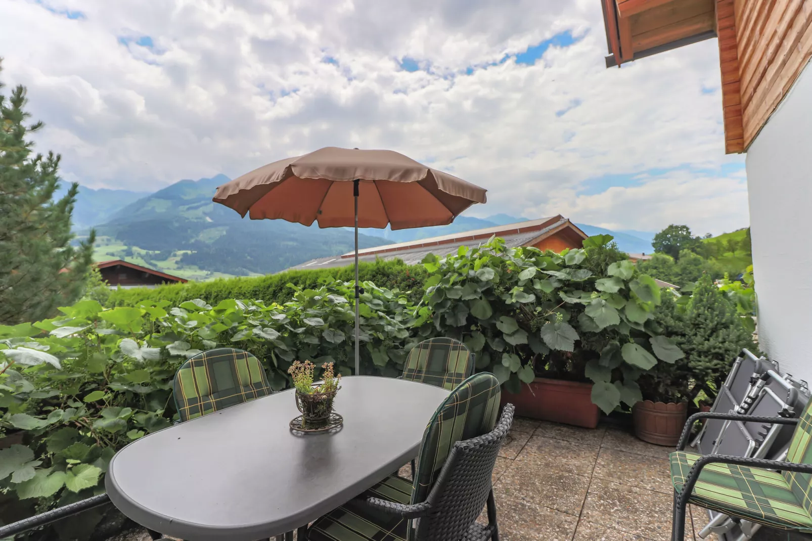 Bernsteiner-Terrace balcony