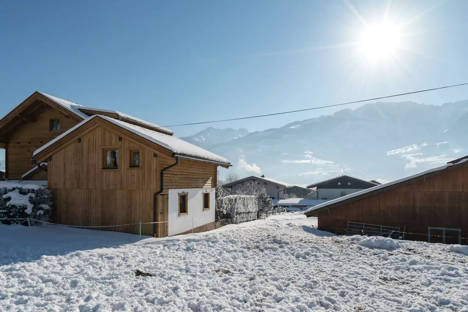 Bernsteiner-Exterior winter