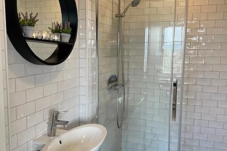 La Boiselée-Bathroom