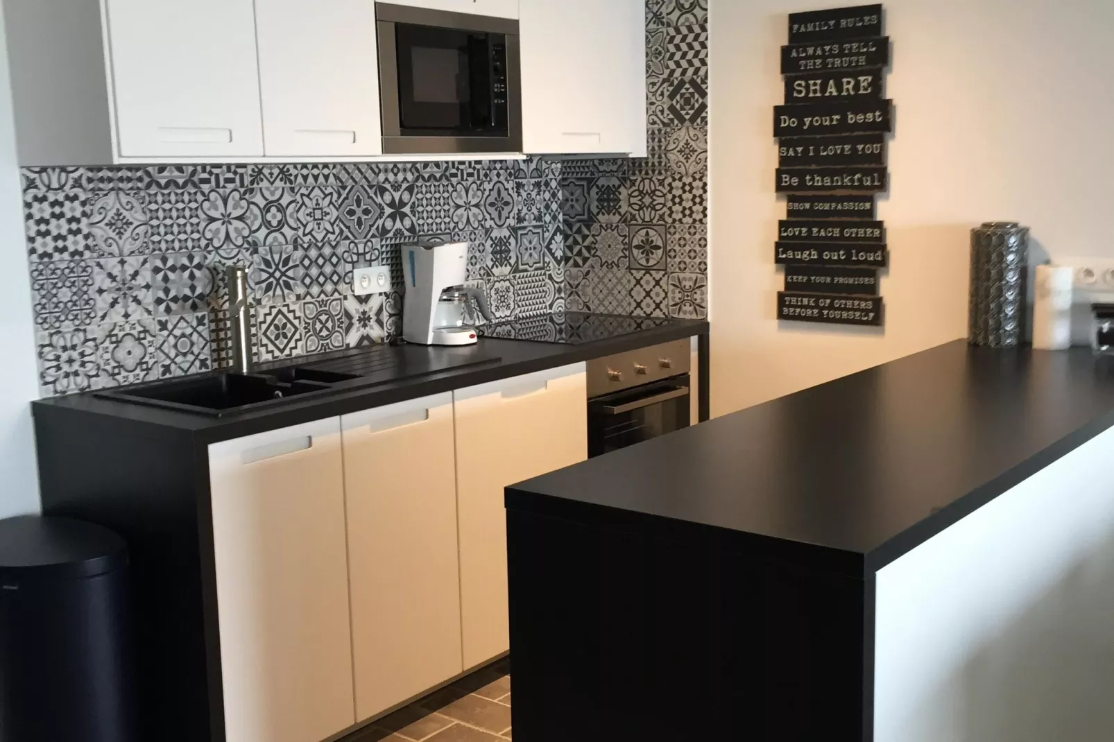 MAYA 801-Kitchen