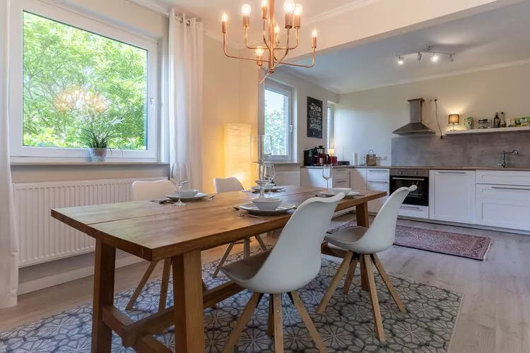 Kalle-Dining room