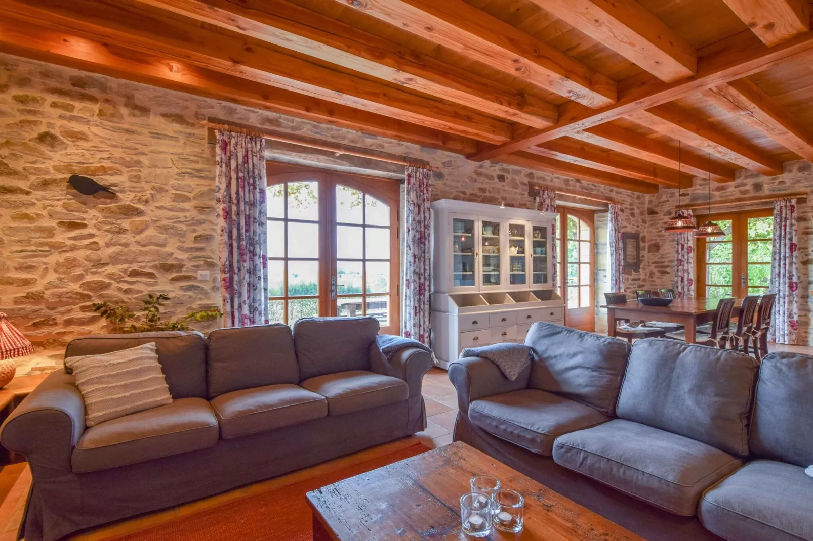 Le Bolet-Living room