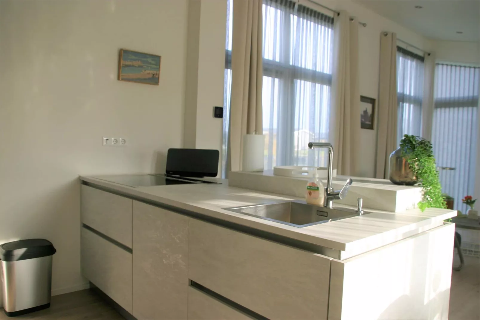 Water Resort Oosterschelde 32-Kitchen