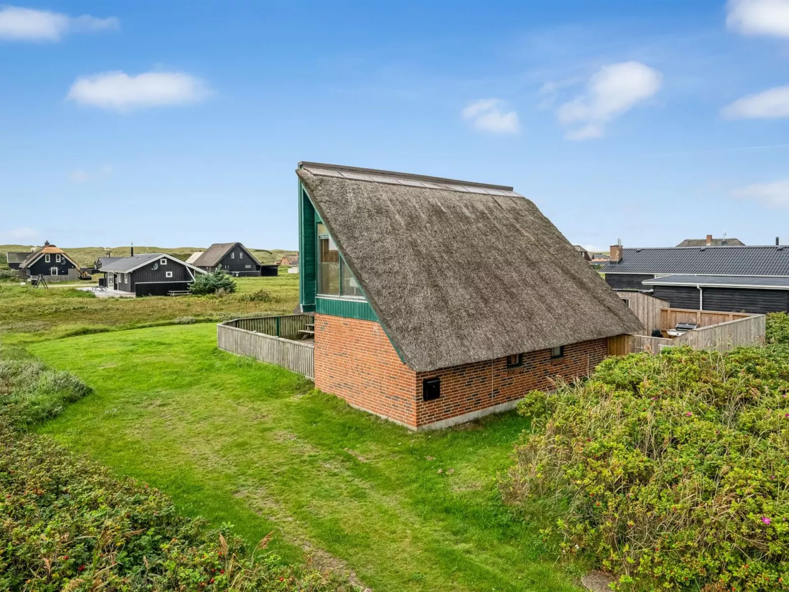 "Balthasar" - 200m from the sea-Outside
