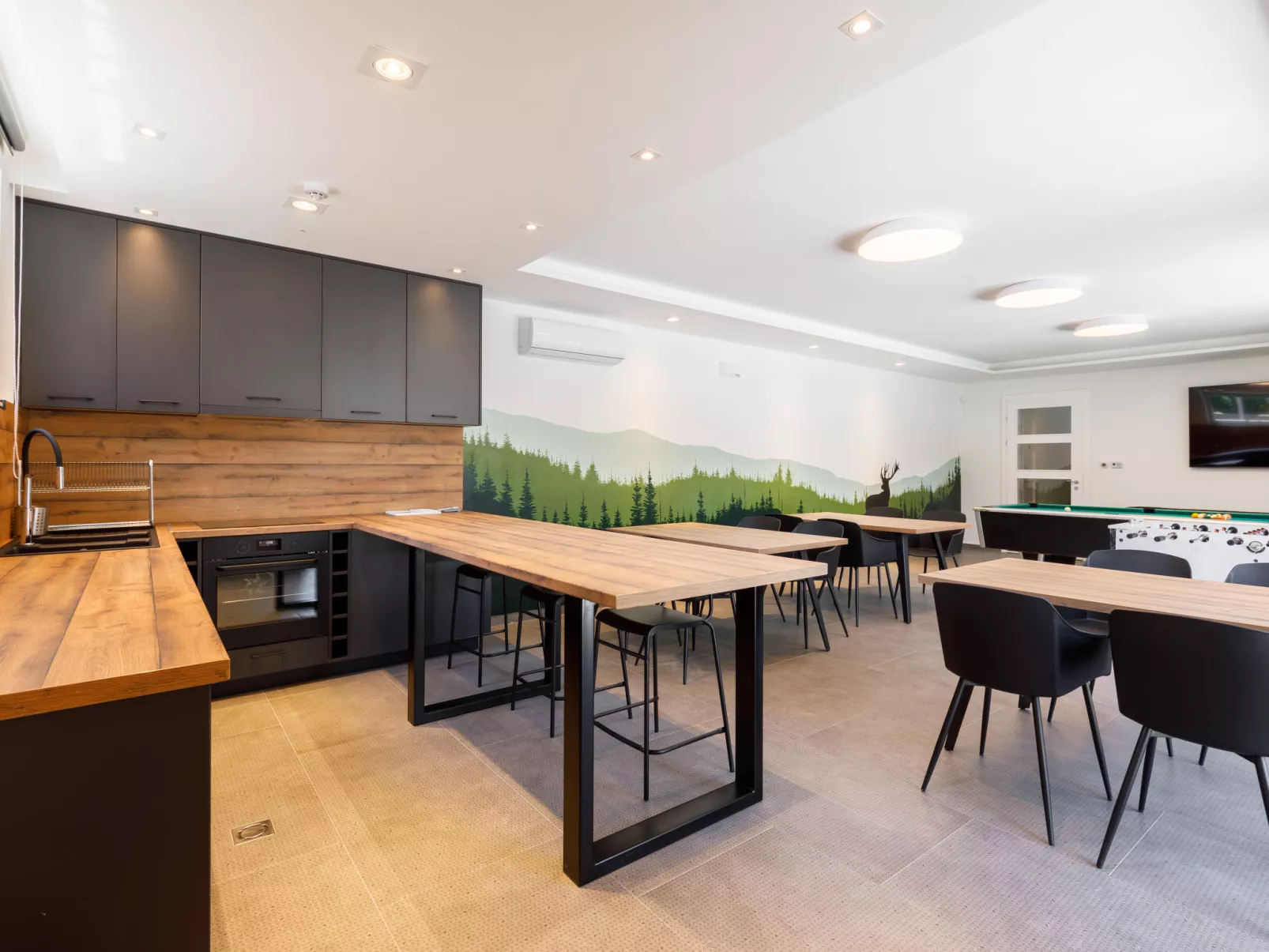 Park Residence 12-Inside