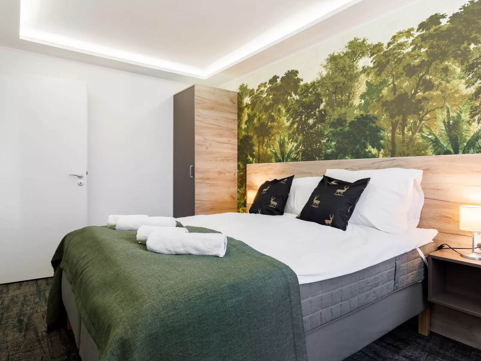 Park Residence 12-Inside