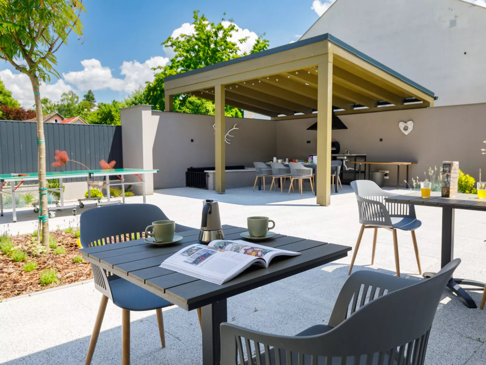 Park Residence 12-Outside
