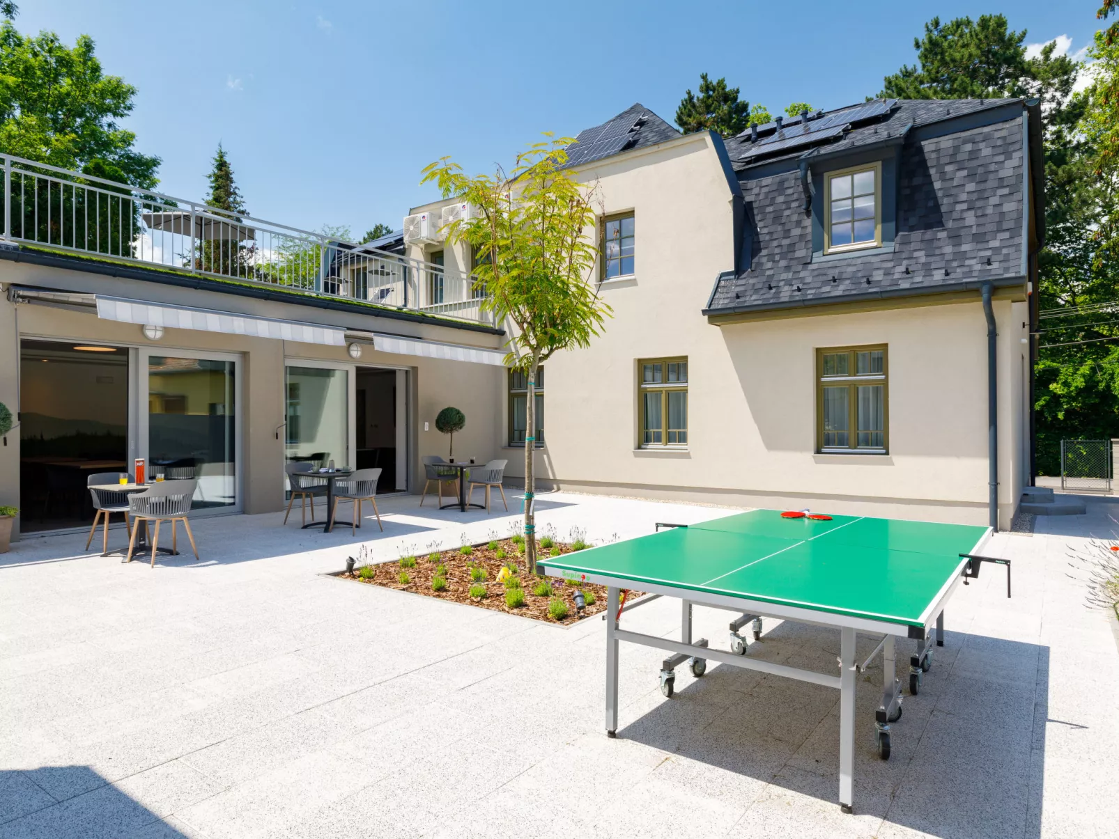 Park Residence 12-Outside
