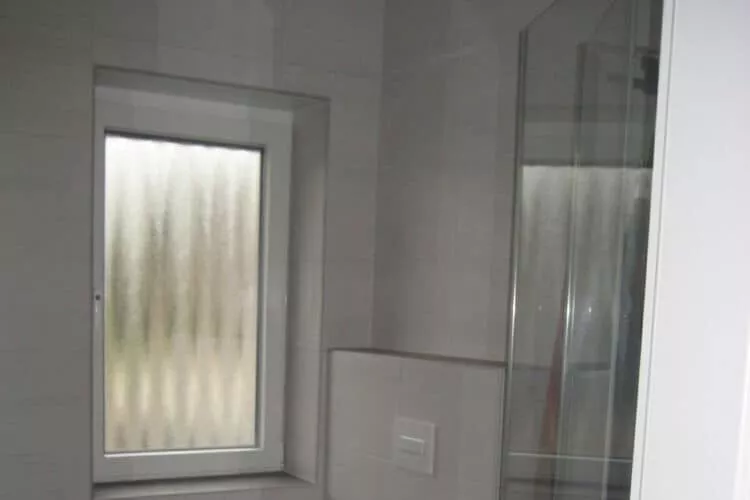 282571-Bathroom