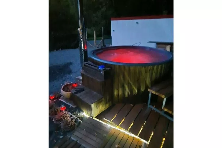 298102-Pool