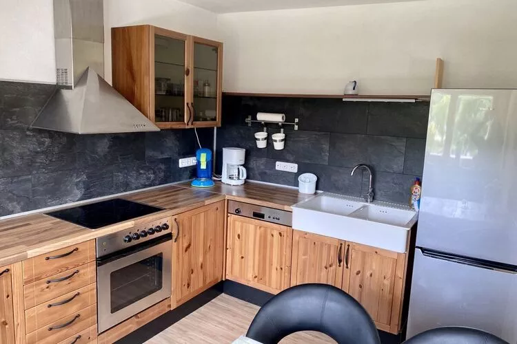 296702-Kitchen