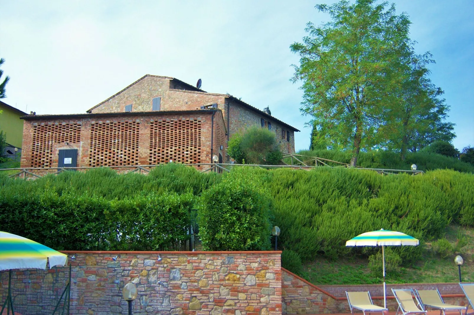 Il Poggiale-apt 9-Exterior summer