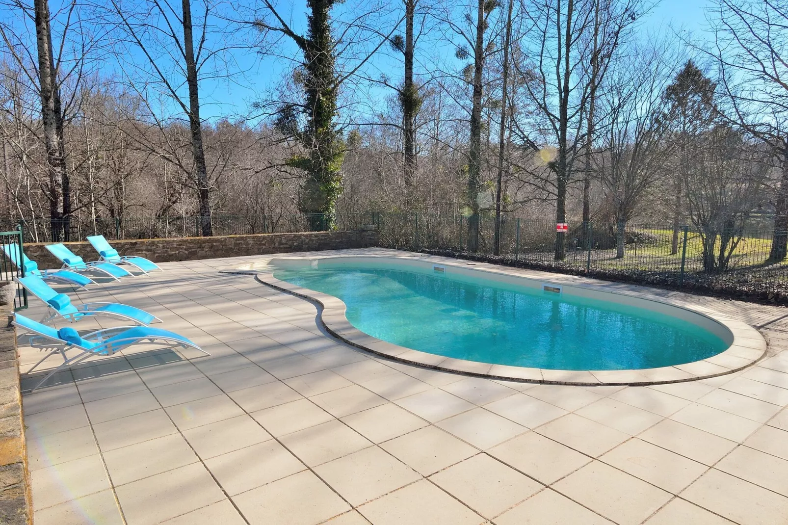 poolofhouse