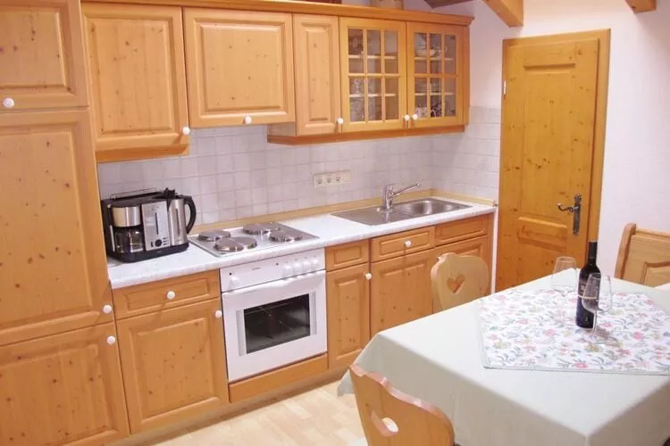 257876-Kitchen