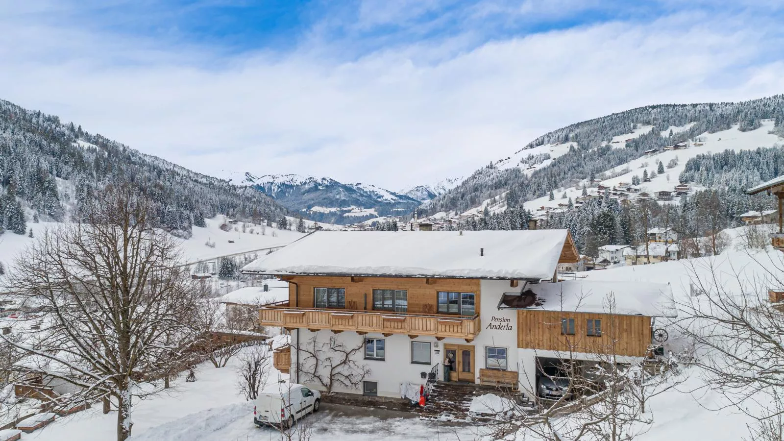 Anderla 2-Exterior winter