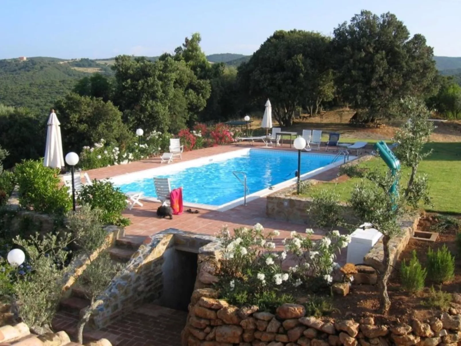 Villa Marsiliana-Outside