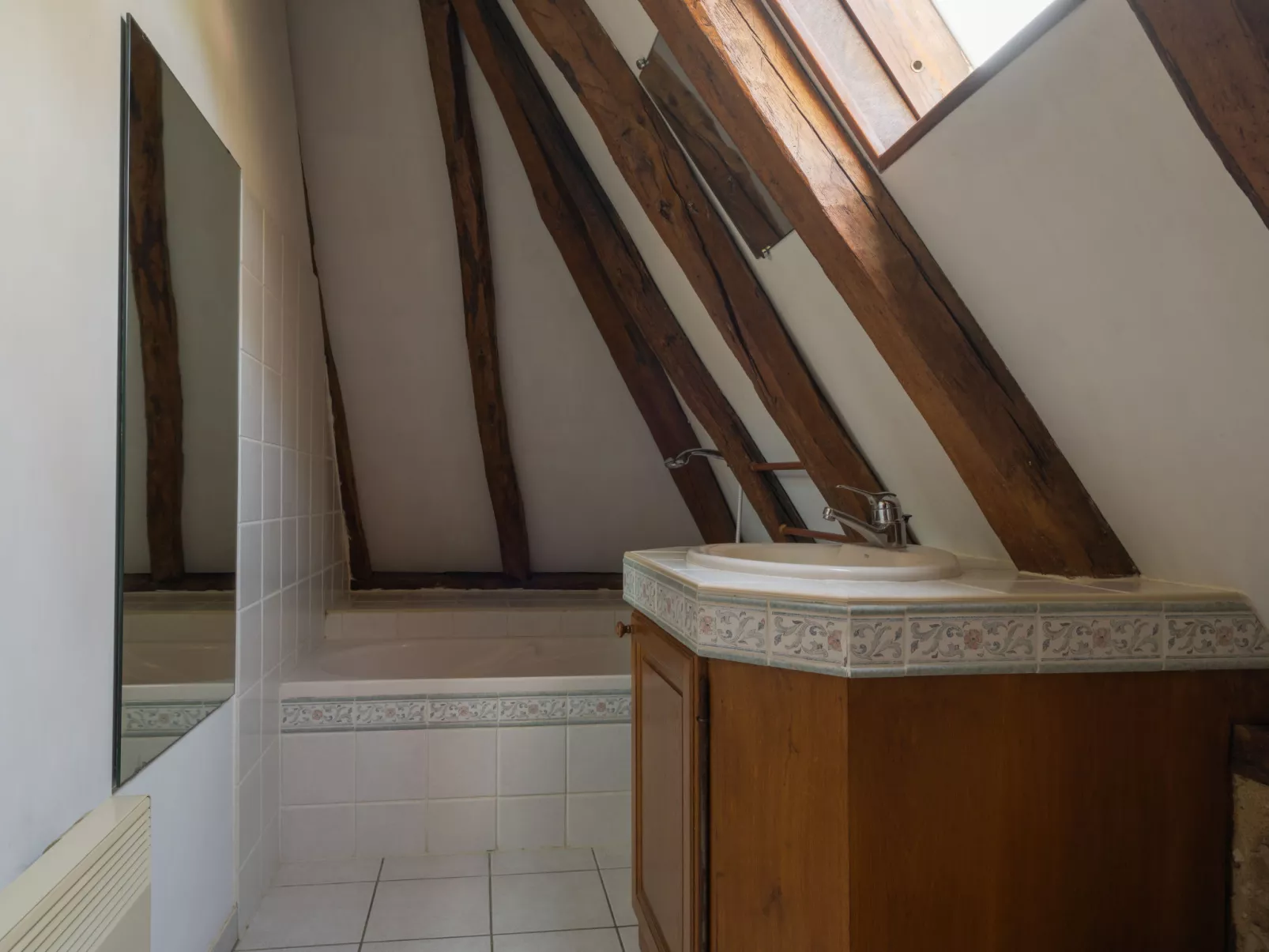 Le Moulin-Inside
