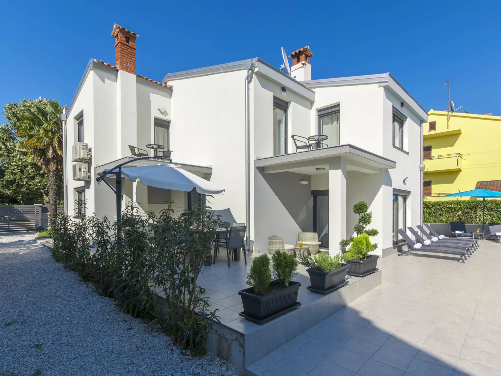 Villa Romina-Draußen