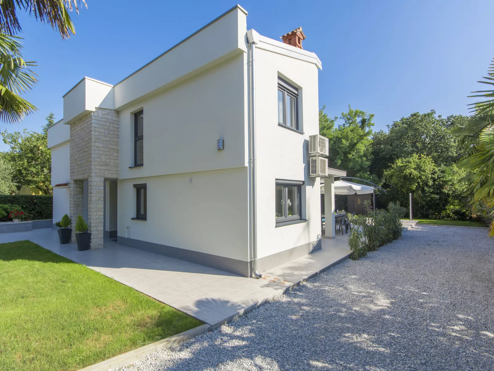 Villa Romina-Draußen