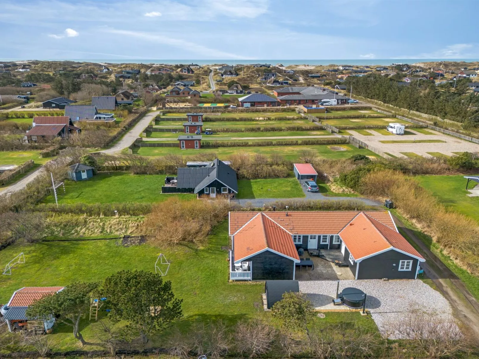 "Torhild" - 700m from the sea-Draußen
