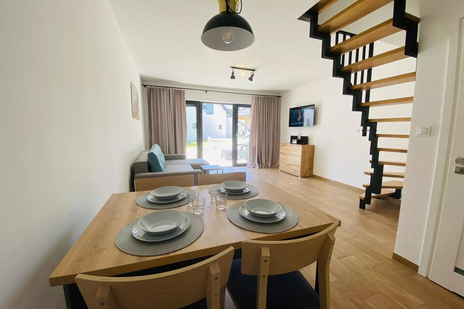 Piętrowe domy wakacyjne dla 4 osób Jarosławiec-Dining room