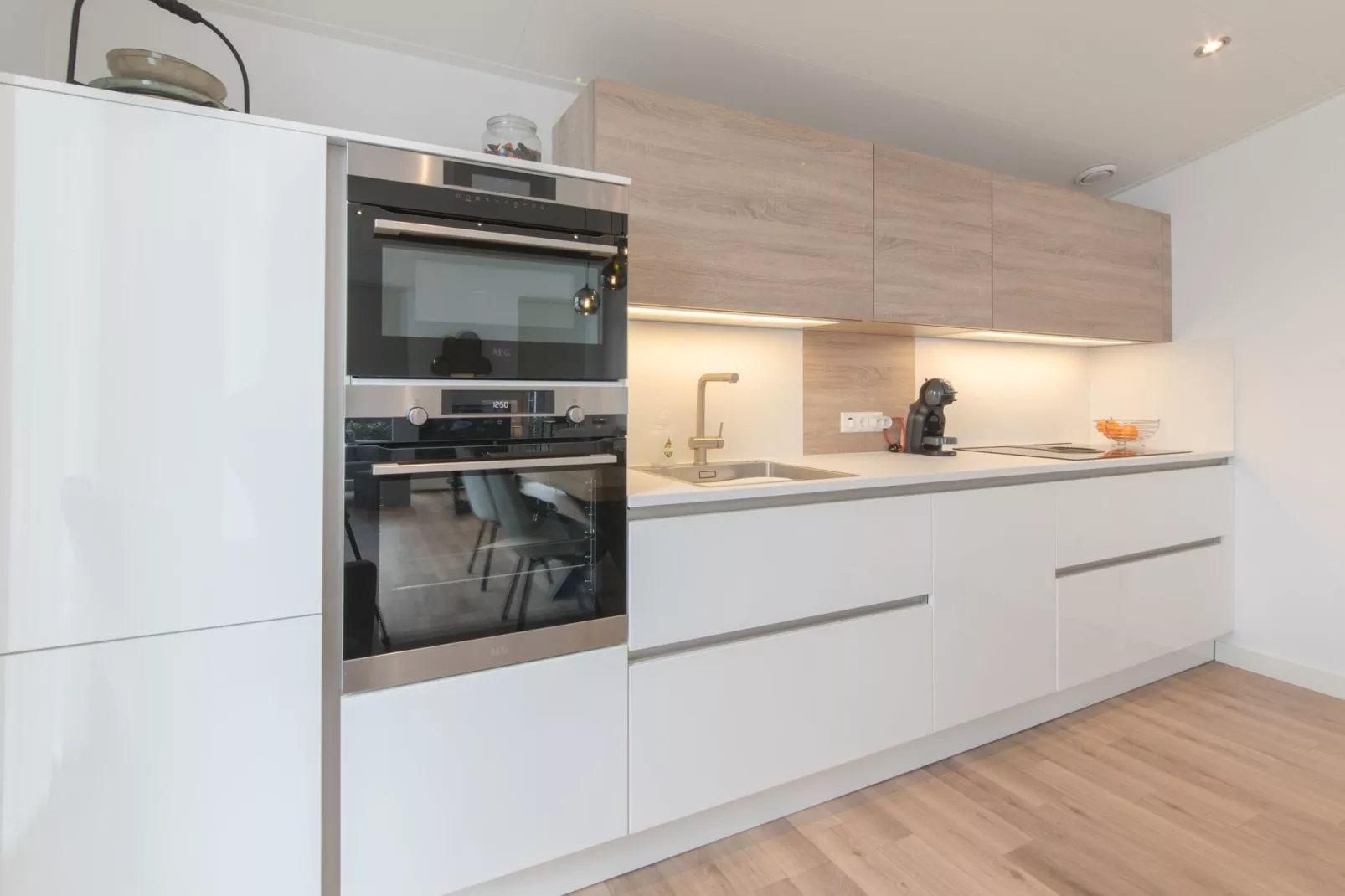 Water Resort Oosterschelde 76-Kitchen