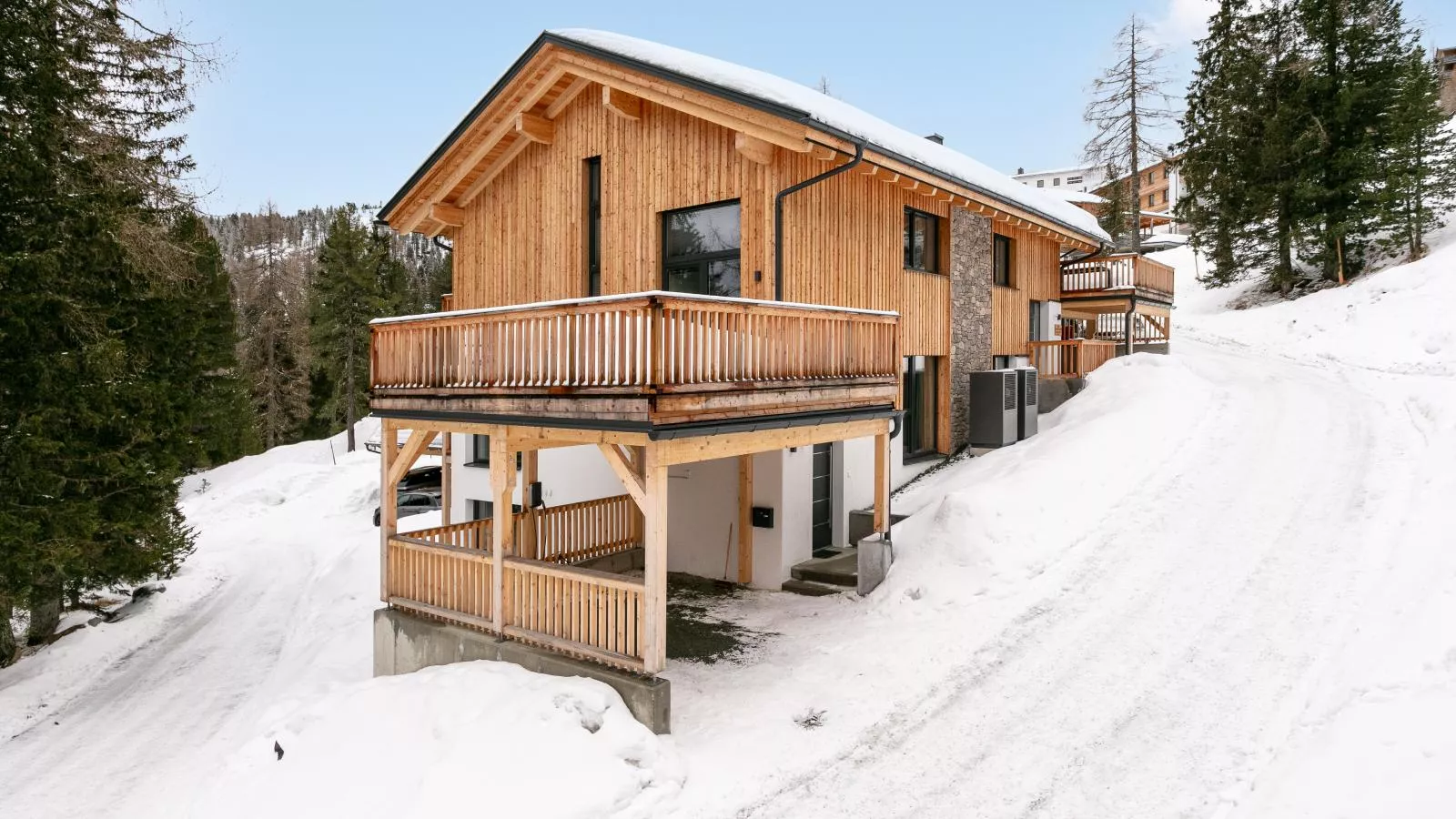 Alpinchique 3 Mountain Chalet-Exterior winter