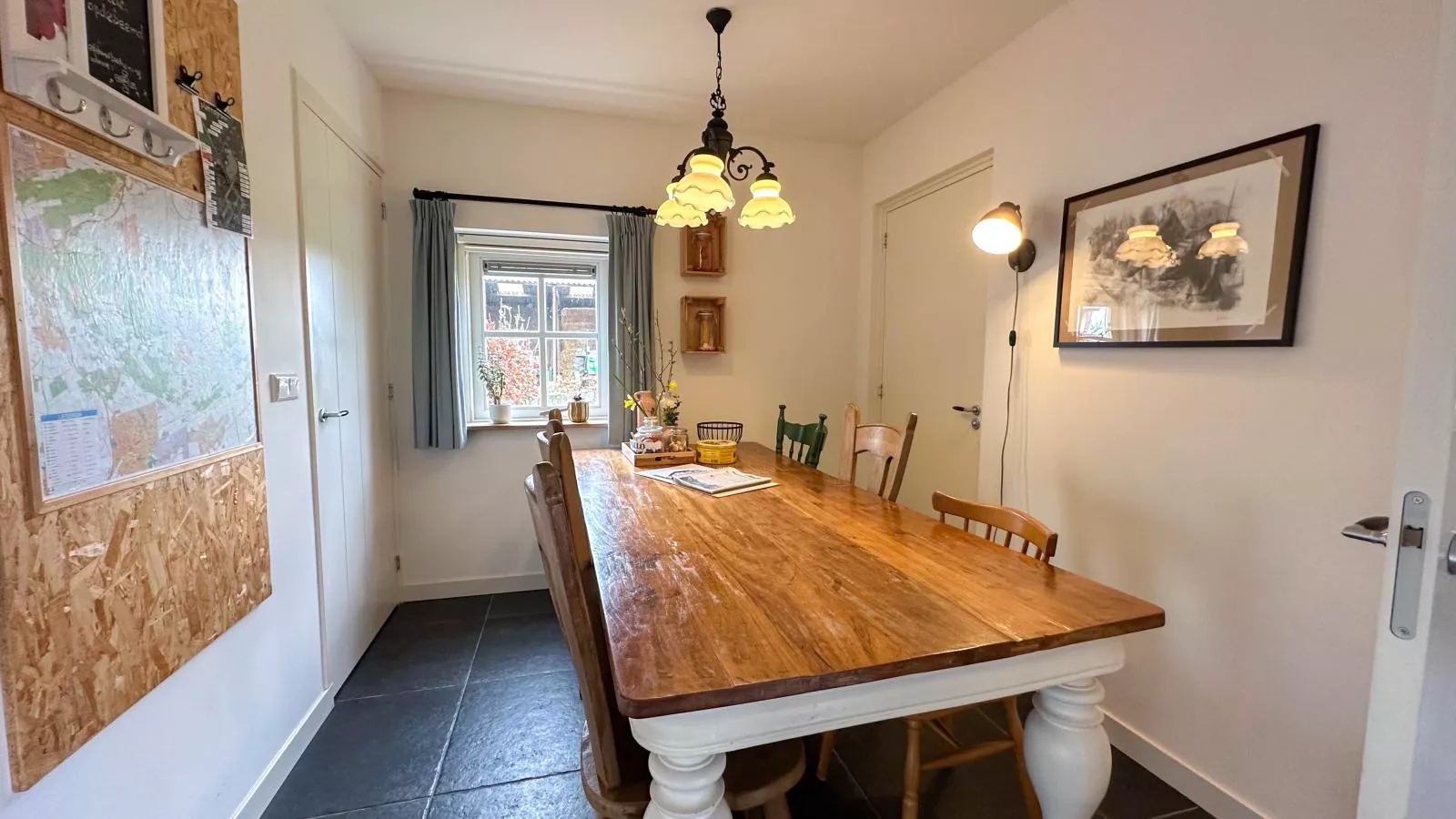 Op de Beemd-Dining room