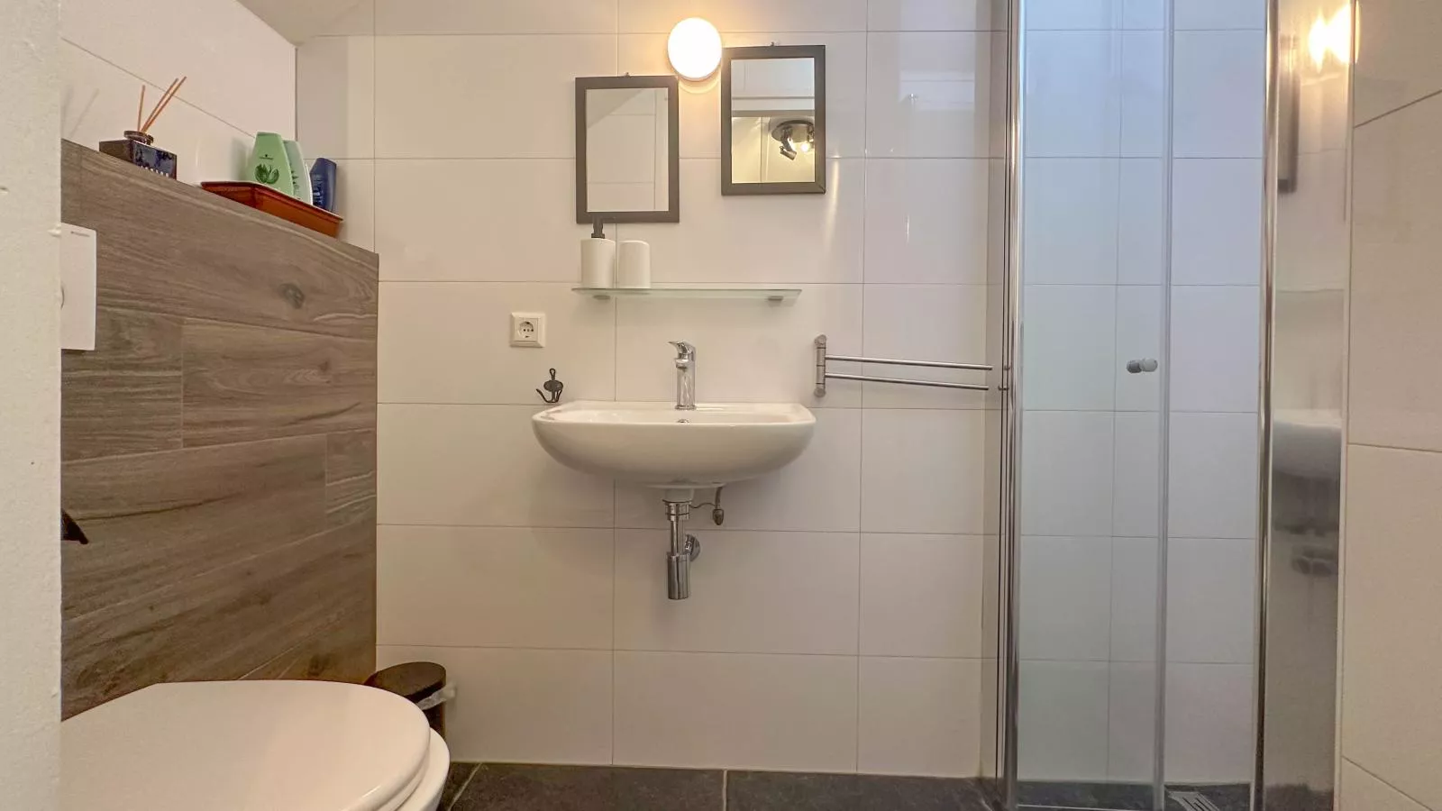 Op de Beemd-Bathroom