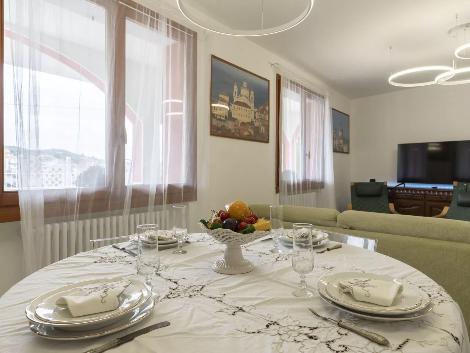 Il Portico-Inside