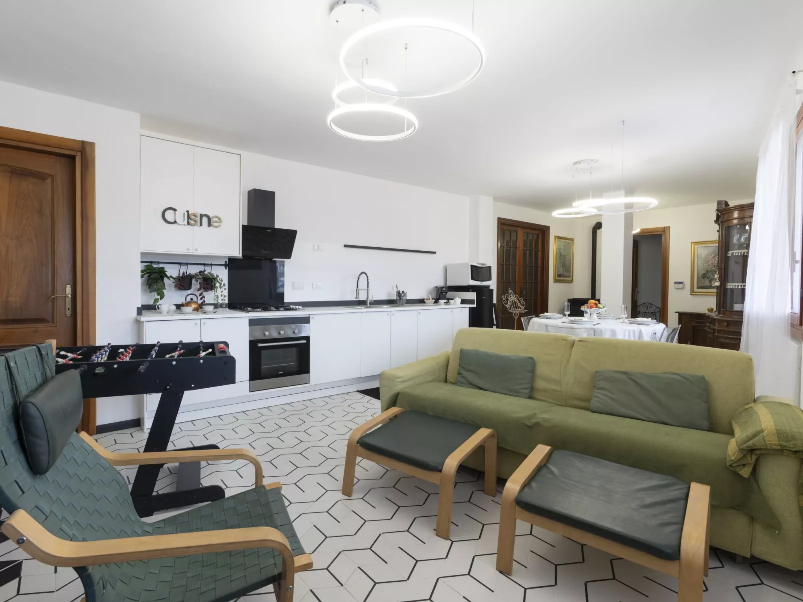 Il Portico-Inside