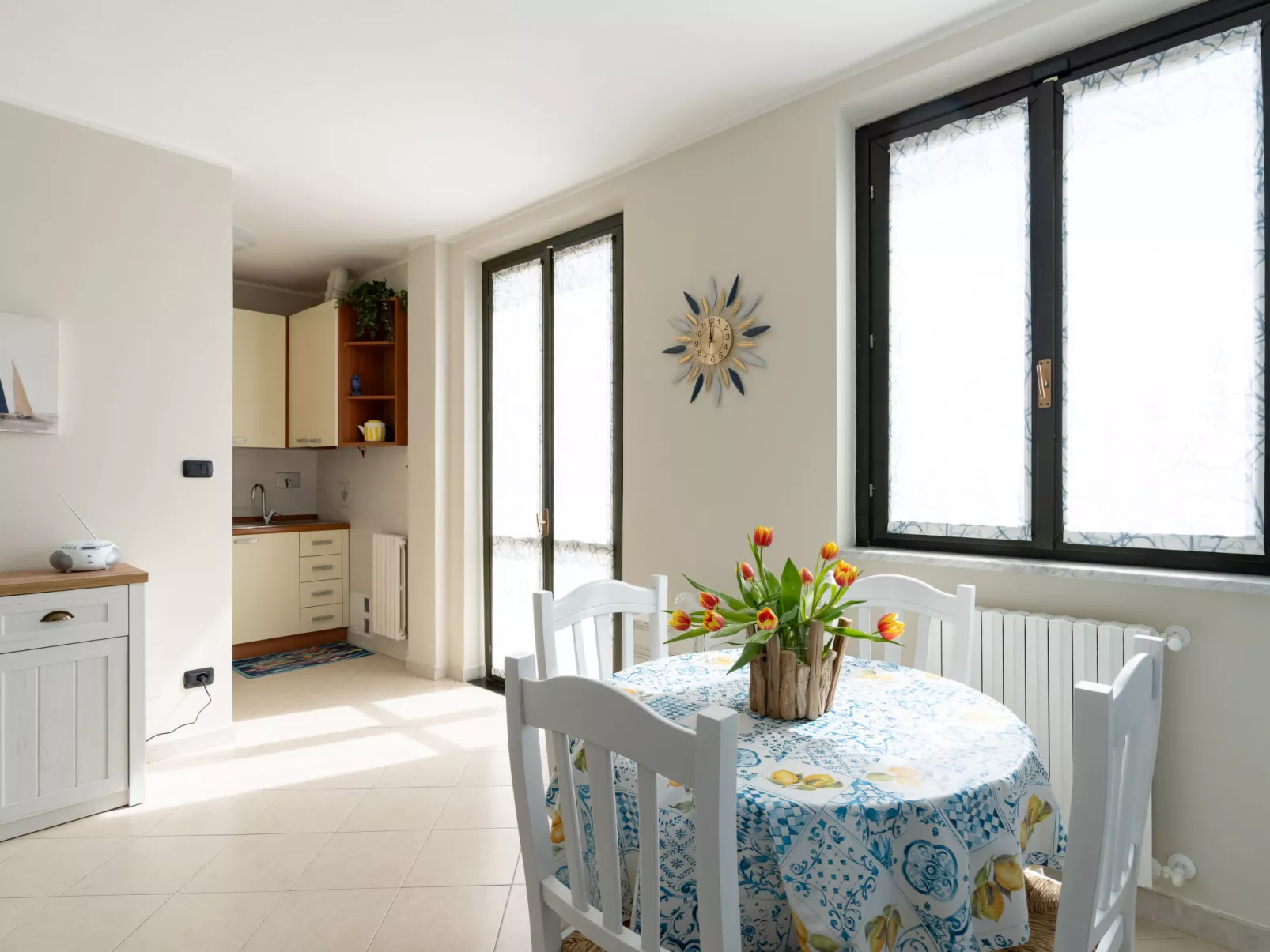 Le Margherite-Inside