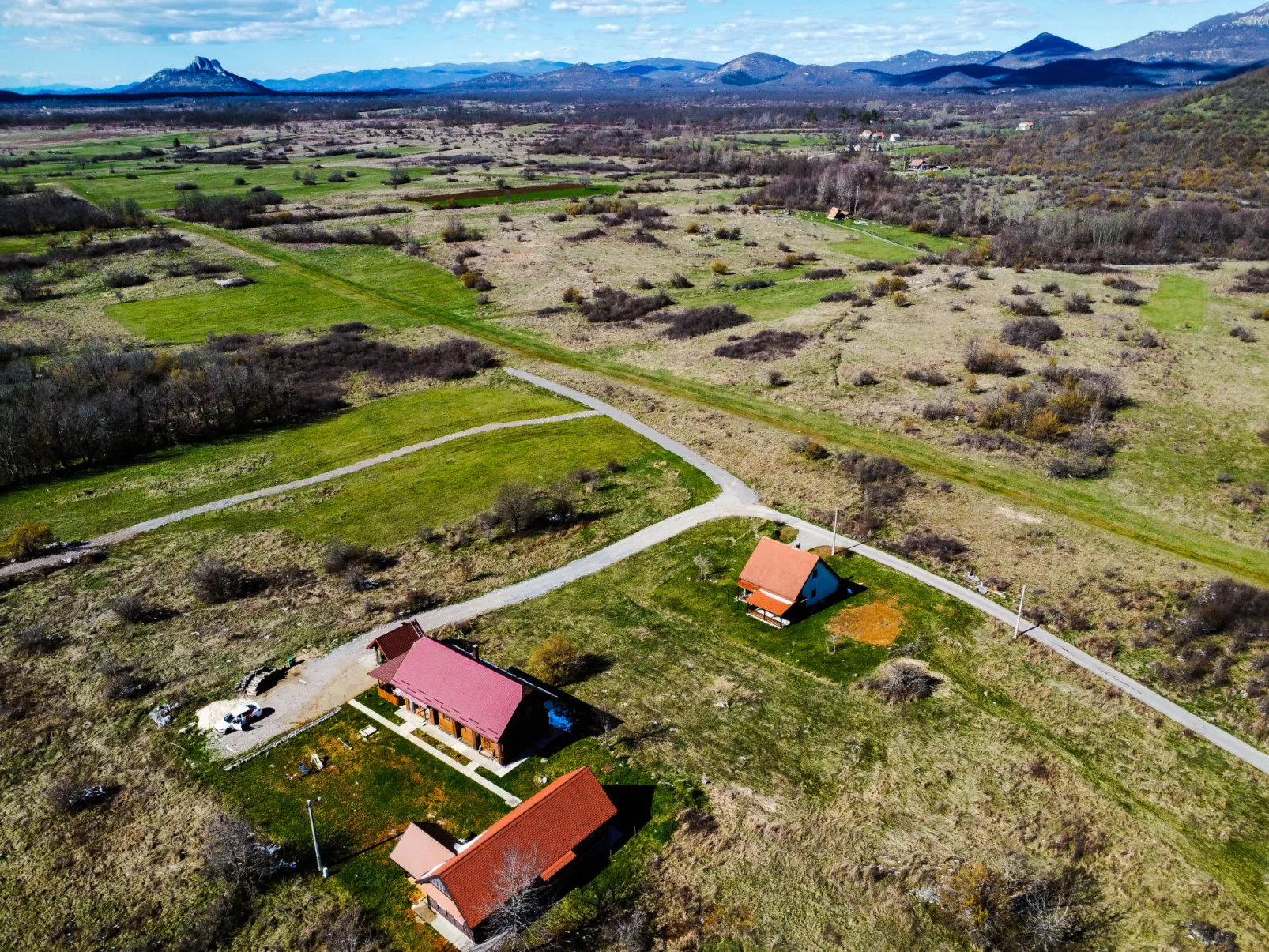 Vacation house Vrkljan-Outside