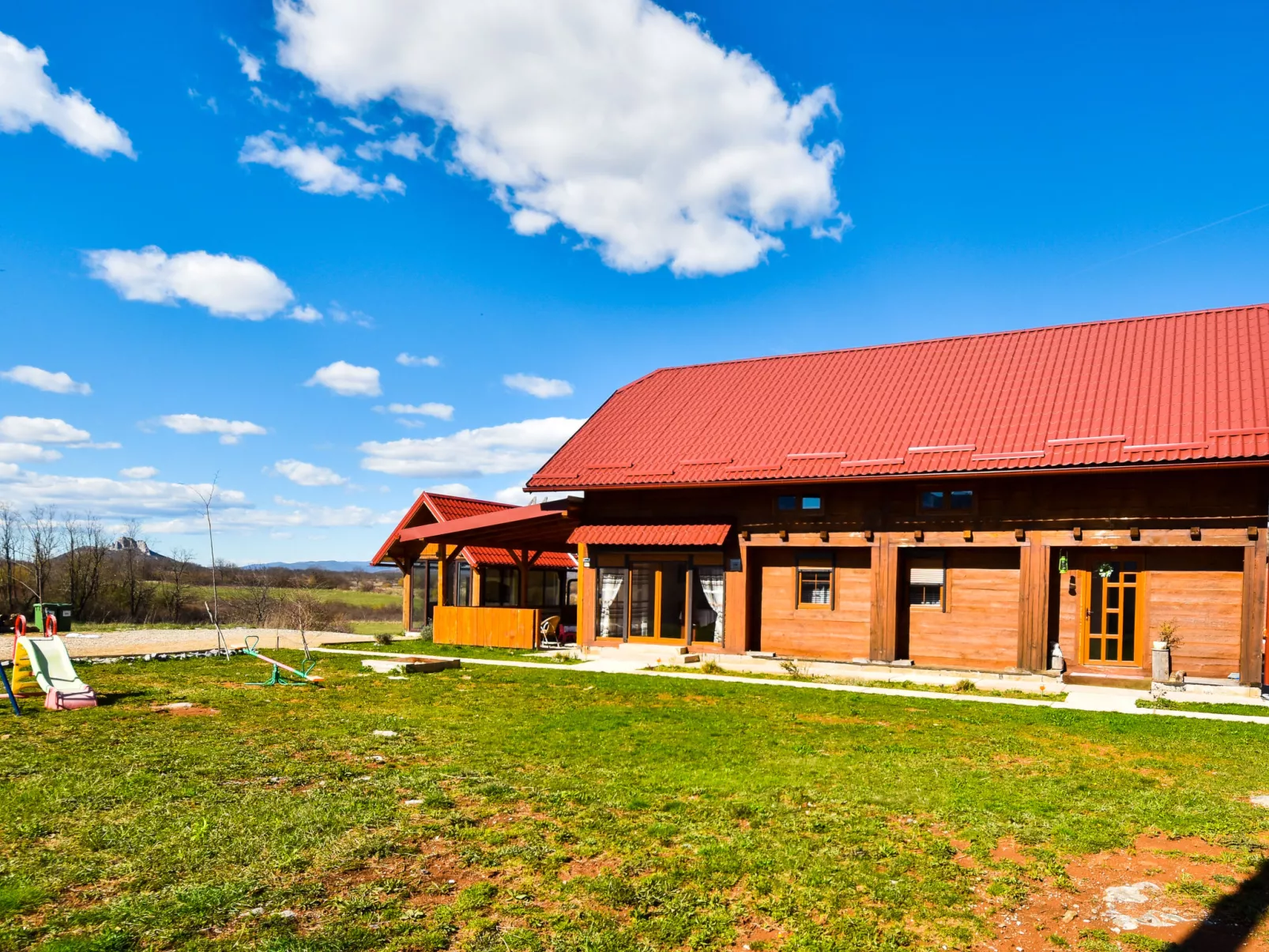 Vacation house Vrkljan-Outside