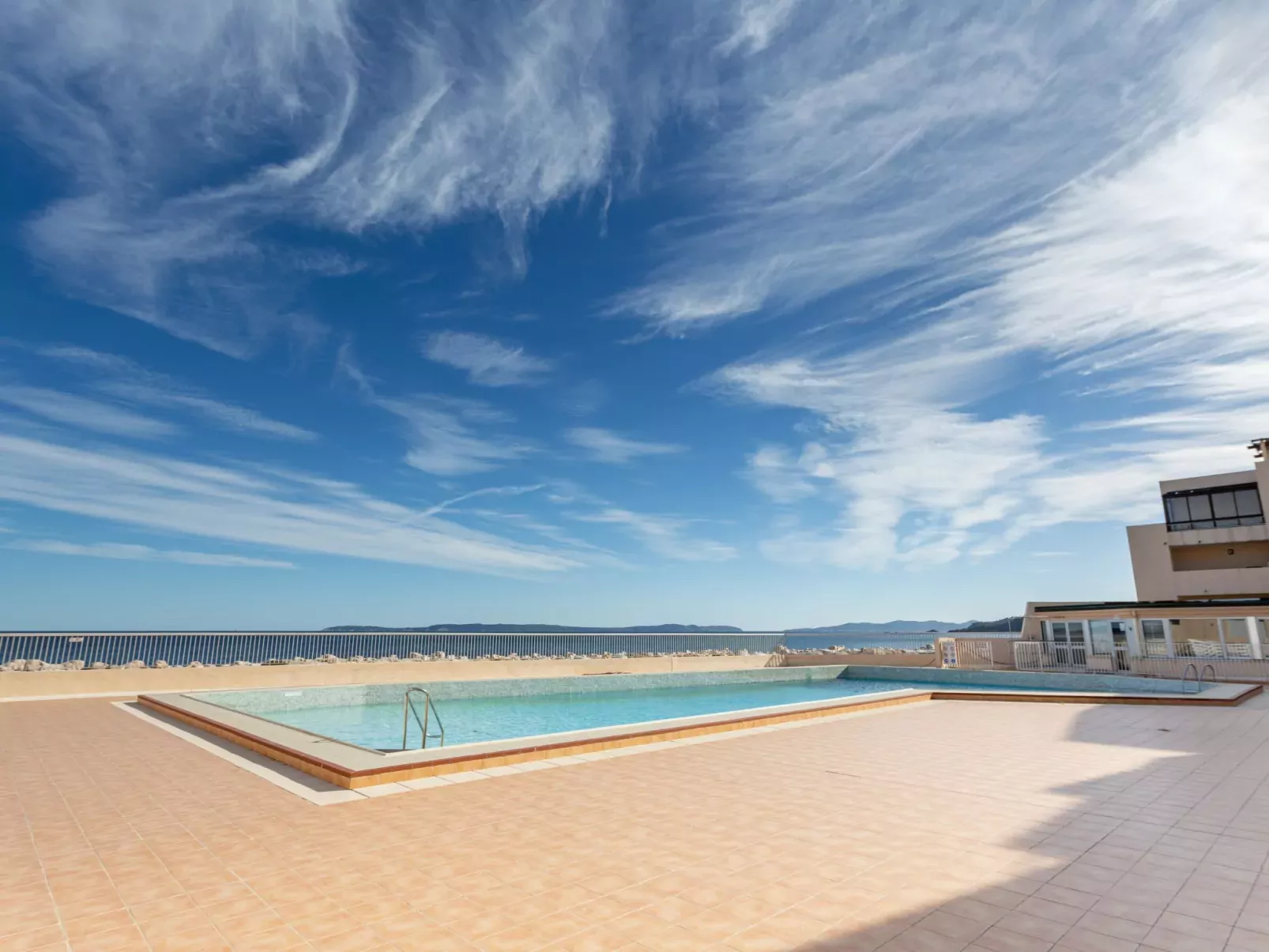 Le Port de Bormes-Outside