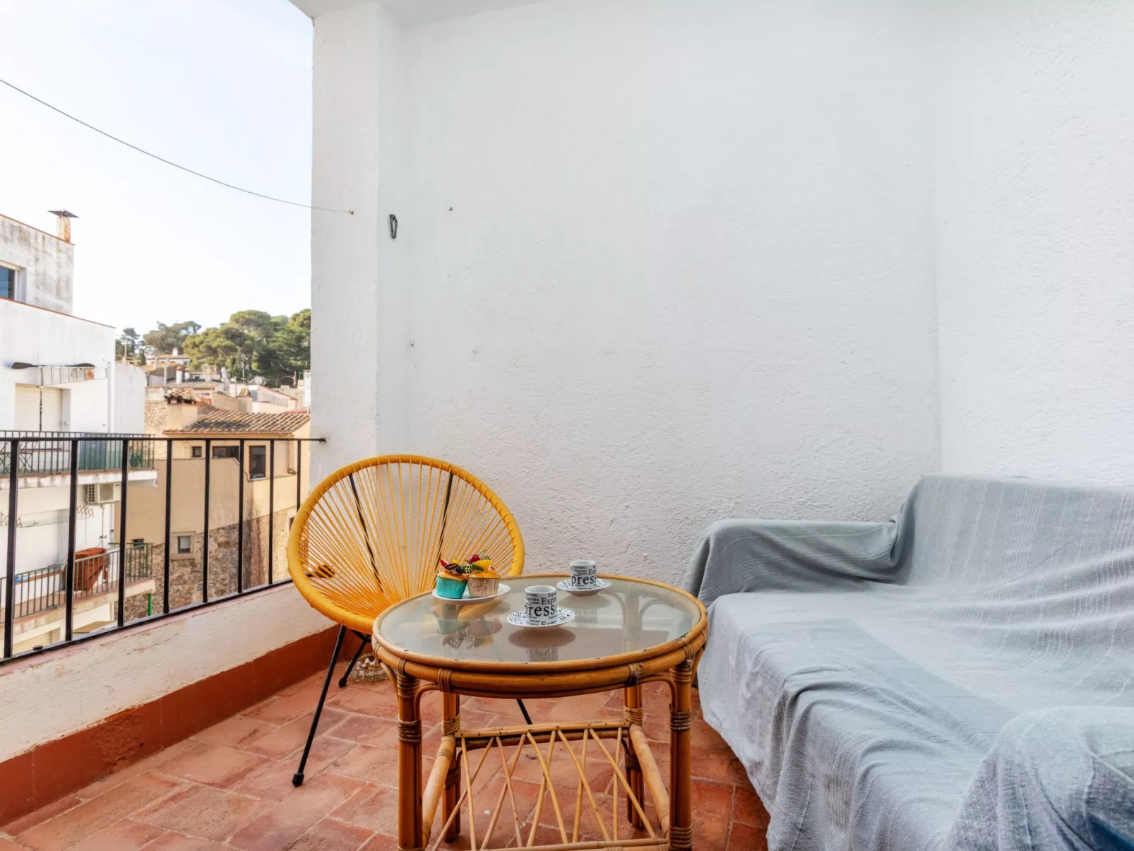Atic Cap Tossa-Outside