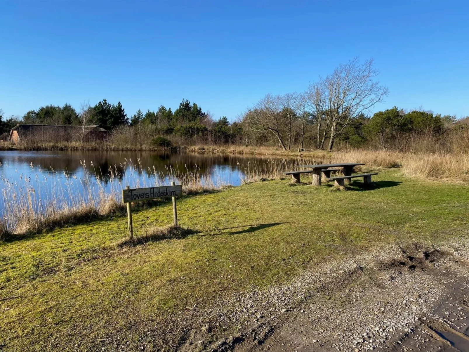 "Karlsefni" - 600m to the inlet-Outside
