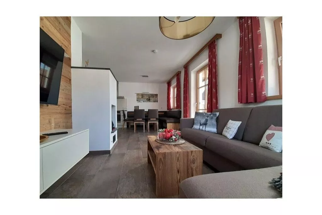 205613-Living room