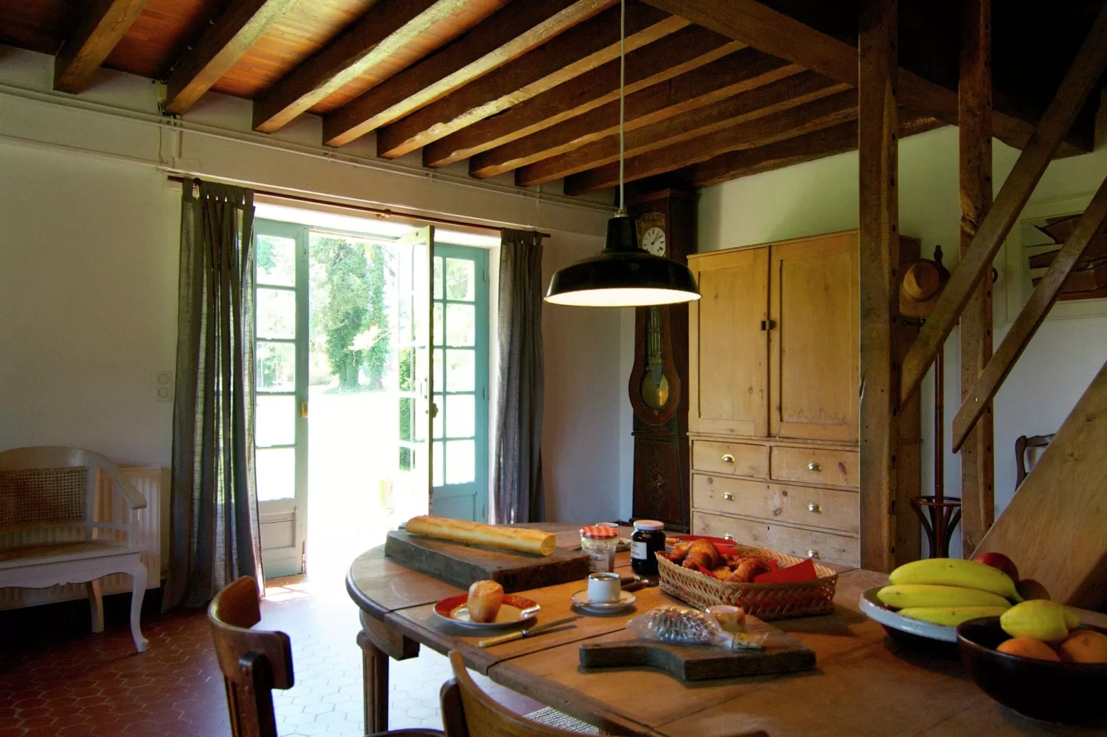 Gite La Forge de Bessous-Dining room