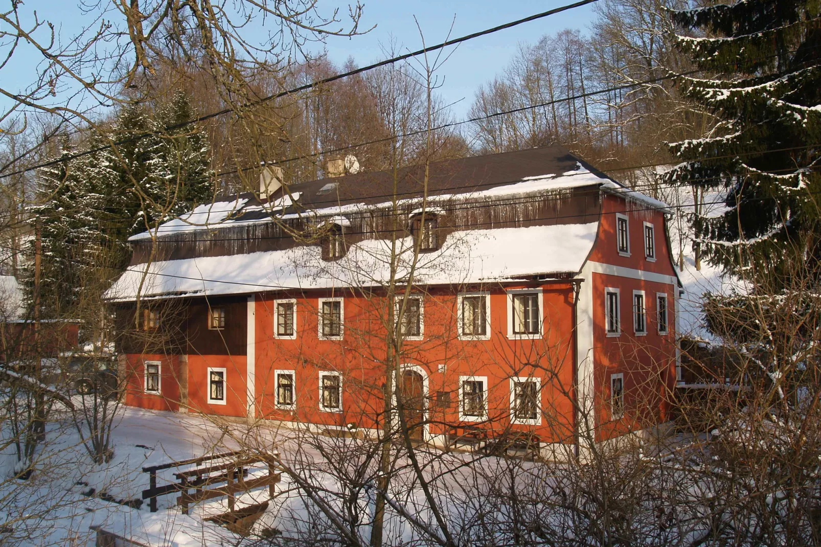 Vysnenydum-Exterior winter