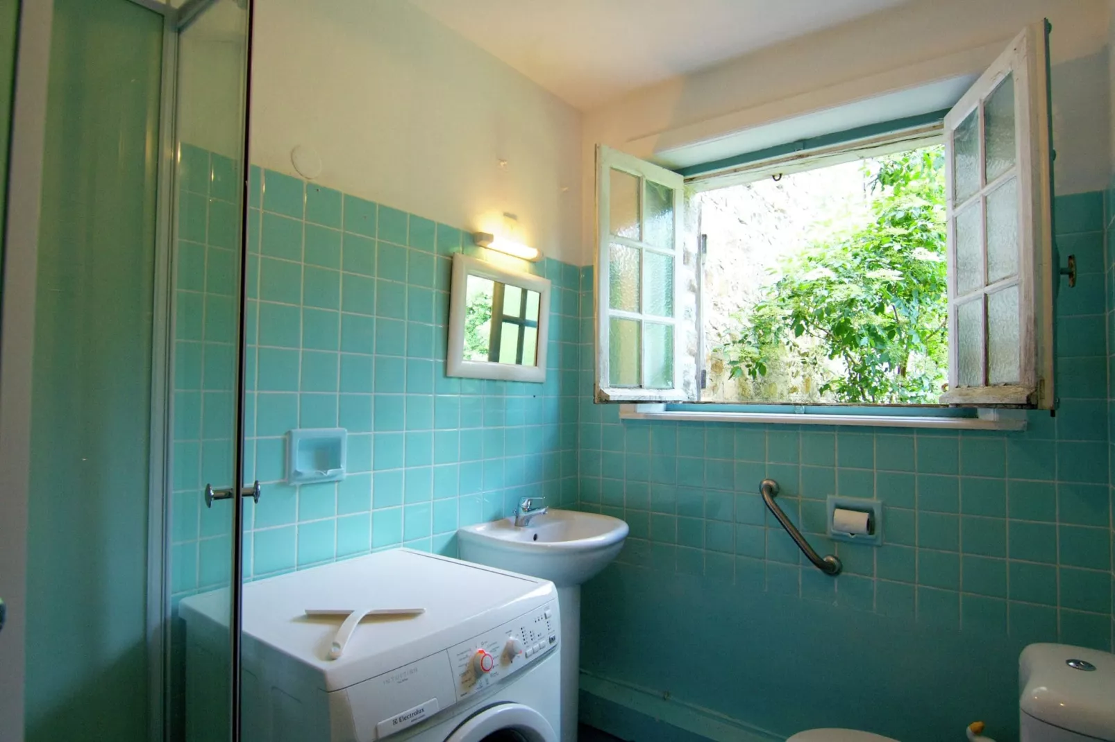 Gite La Forge de Bessous-Bathroom