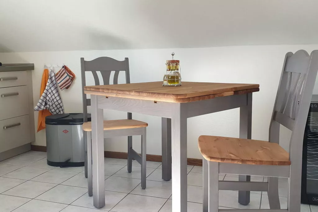 266866-Dining room